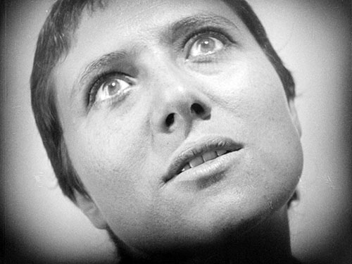 image du film COMPRESSION LA PASSION DE JEANNE D'ARC DE CARL THEODOR DREYER.