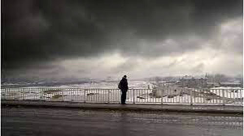 image du film COMPRESSION UZAK DE NURI BILGE CEYLAN.
