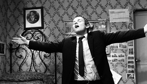 image du film COMPRESSION I PUGNI IN TASCA DE MARCO BELLOCCHIO.
