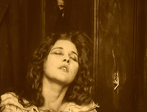 image du film COMPRESSION REGENERATION DE RAOUL WALSH.
