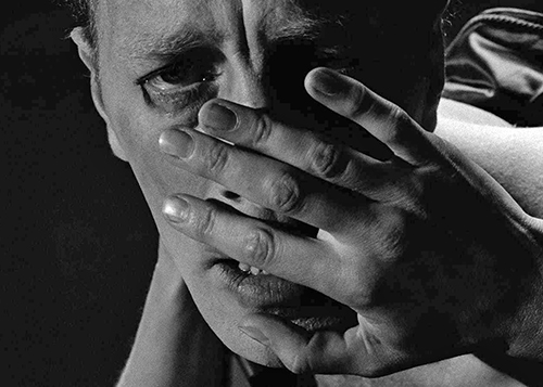 image du film COMPRESSION L'HEURE DU LOUP DE INGMAR BERGMAN.
