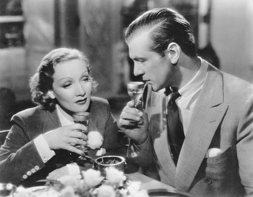 image du film COMPRESSION DESIRE DE FRANK BORZAGE.