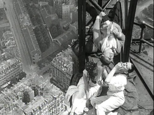 image du film COMPRESSION PARIS QUI DORT DE REN� CLAIR.